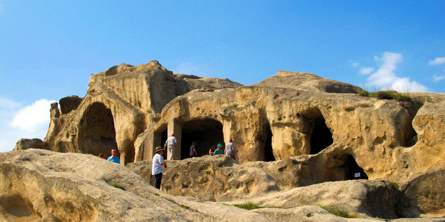 Ararat Tours Georgien-Reisen: 3000 Jahre alte Höhlenstadt Uplisziche